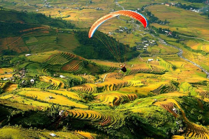 Paragliding festival in Mu Cang Chai