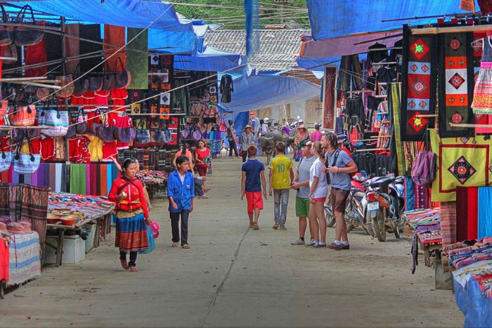 Top things to do in Lao Cai: Visit Bac Ha Market