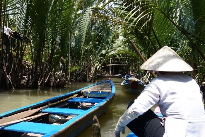Discovering local life in the Mekong Delta during a family trip