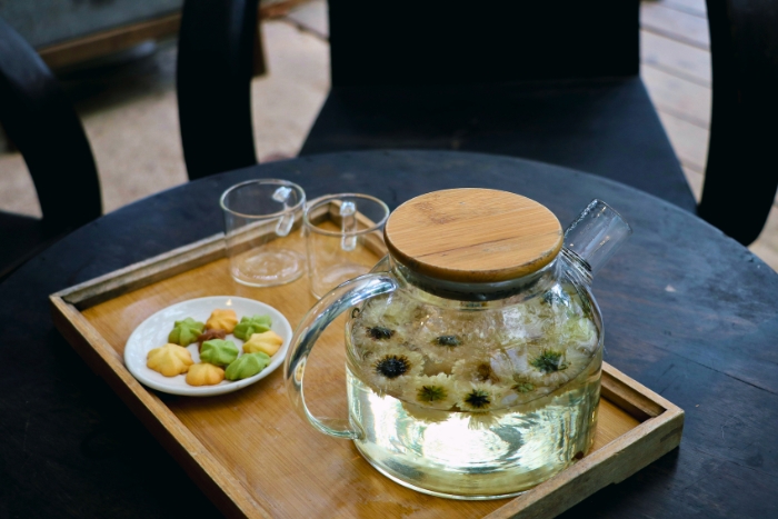 Vietnamese herbal tea made from natural ingredients