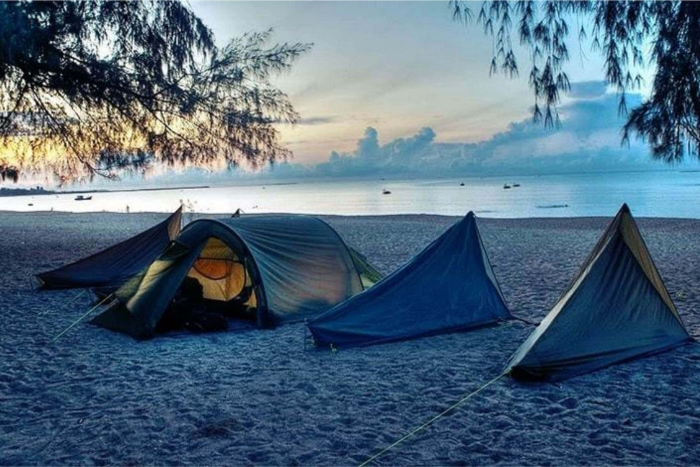 Choose the best time for a complete camping experience