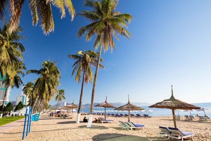 Best time to swim in Vietnam, Nha Trang from January to August