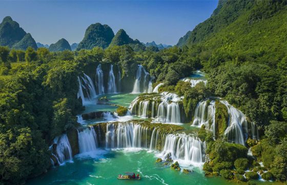 Ban Gioc Waterfall : A Natural Gem In Cao Bang Vietnam