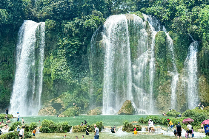  Best time to visit Ban Gioc waterfall