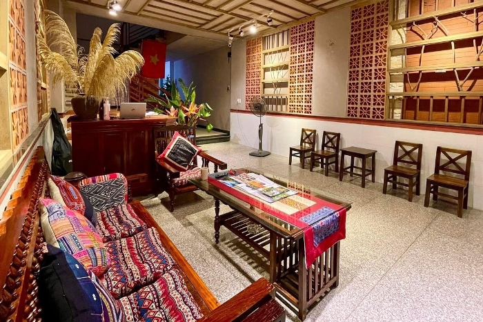 Where to stay at Ban Gioc waterfall ? 