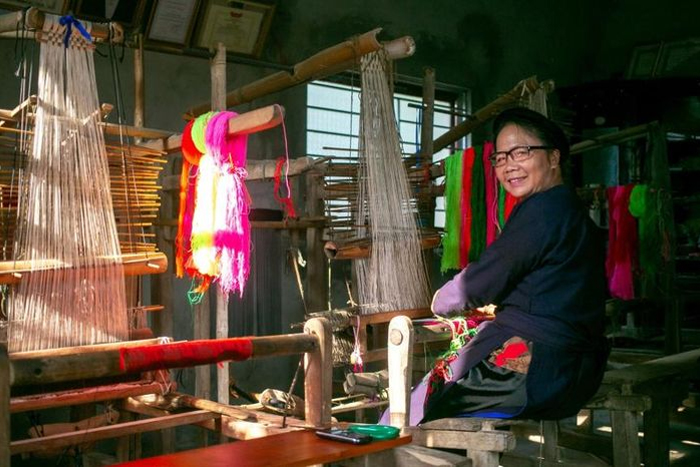 Visit traditional craft villages in Cao Bang