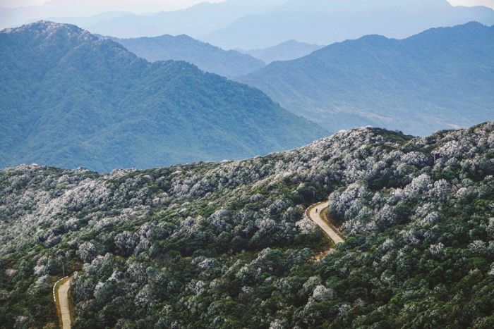 Phia Oac Phia Den National Park in the heart of the UNESCO Geopark