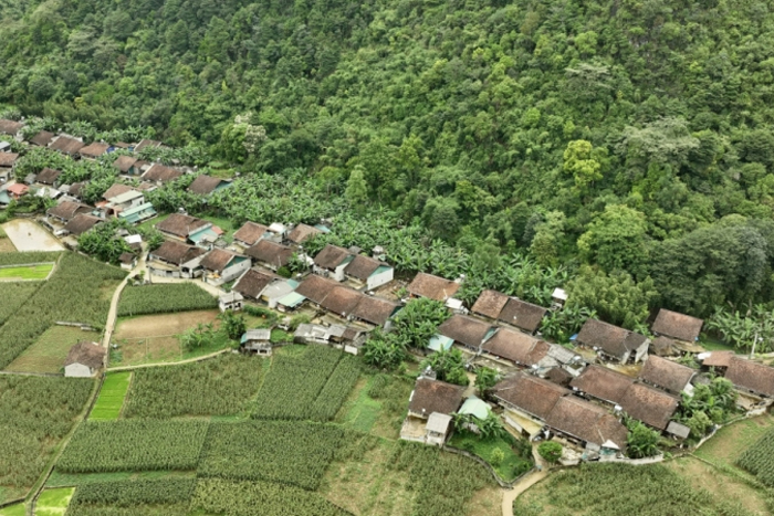 Dia Tren village