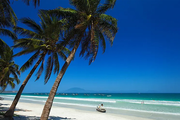 Beaches of central Vietnam in December is ideal for your trip