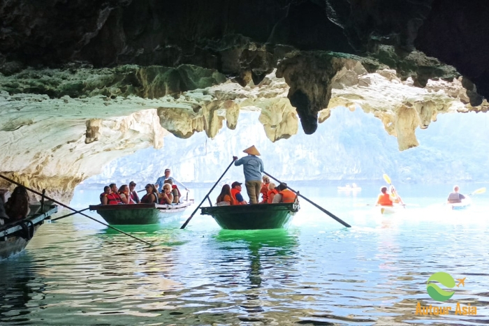 Dark and Light cave excursion 