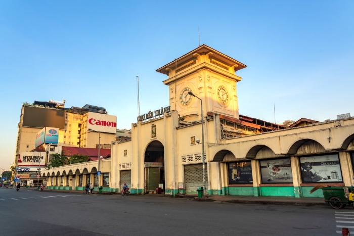 What to do in 7 days in Southern Vietnam? Shopping at Ben Thanh Market