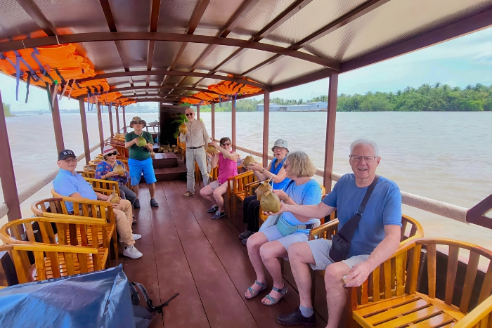 Boat trip to explore Mekong delta Vietnam 