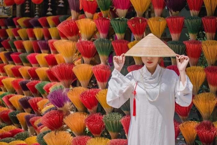 Thuy Xuan Incense Village, 14 days in central Vietnam