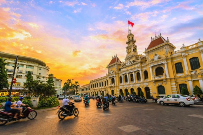 Experiencing the effervescent rhythm of Ho Chi Minh City, from morning until night