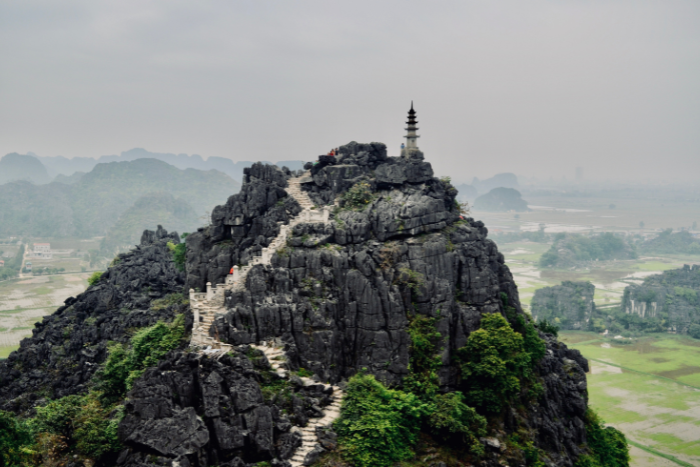 Exploring Ninh Binh: Stunning natural scenery in Vietnam