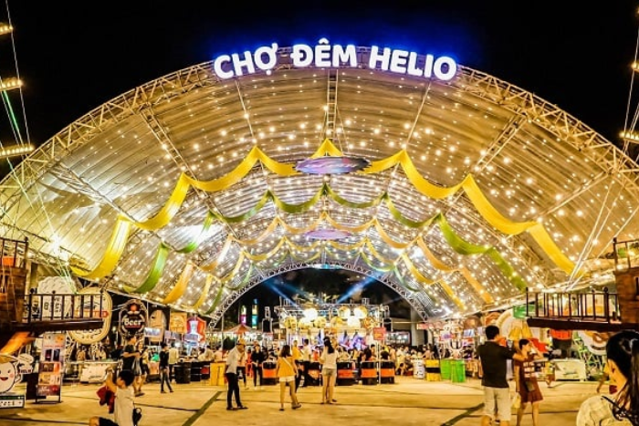 Helio Night Market