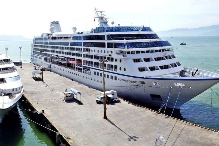 Start your Da Nang discovery from Tien Sa – quick and stress-free