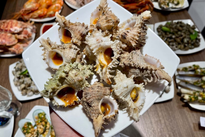 Hai San Thanh Noi Restaurant in Da Nang