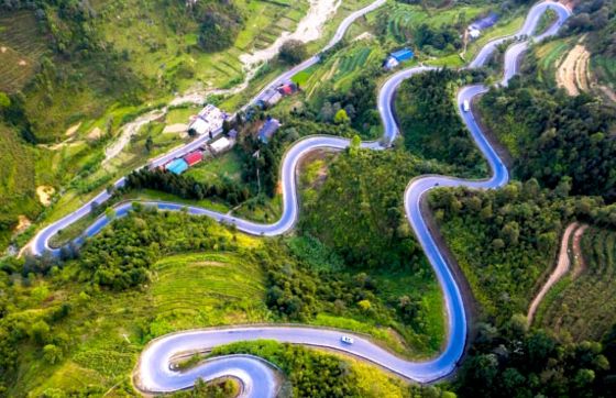Conquer Ma Pi Leng Pass Ha Giang, Vietnam - Journey To The King Of Mountain Passes
