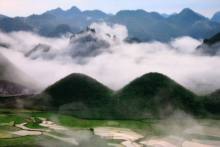 Quan Ba twin mountains