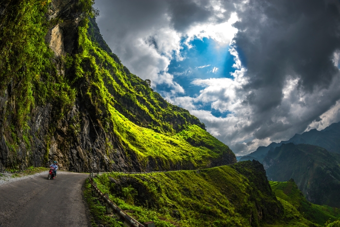 Road trip on the Ha Giang Loop