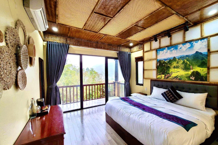 Where to stay in Ha Giang with family? Dong Van Cliffside House