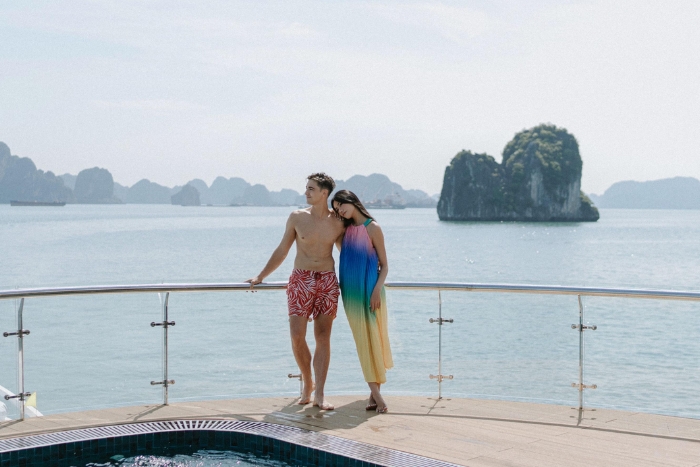 Halong Bay Cruise Tips: How to Choose the Right Cruise for Couples and Families