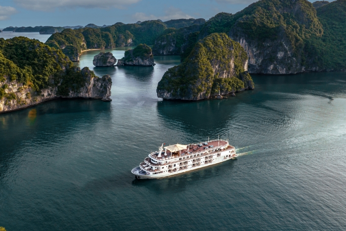 Lan Ha Bay – A Peaceful Halong Bay Cruise Recommendation for Travelers Seeking Authenticity