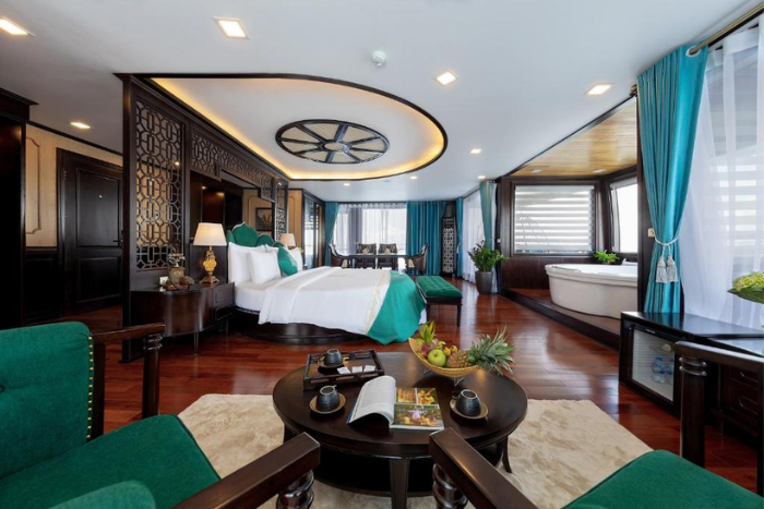 The high-quality cabin of the 4-star La Regina Legend cruise