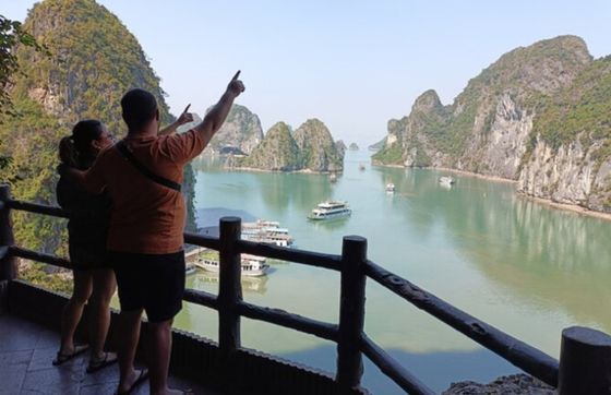 Halong Bay Shore Excursion 1 Day