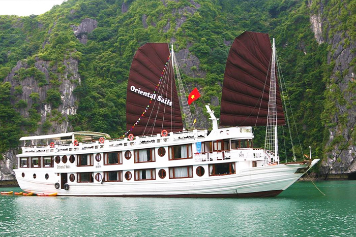 Oriental Sails Cruise 