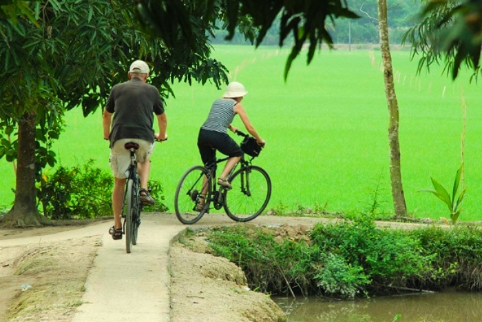 Experiencing daily life in the Mekong by bicycle on Tan Phong Island