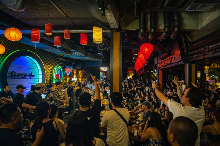 Let yourself be carried by the music in the heart of Saigon in 48 hours