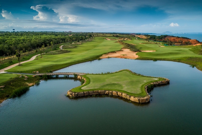 Golf Courses in Saigon - Taekwang Jeongsan Country Club