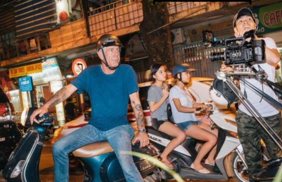 Eat Like Anthony Bourdain In Vietnam - Food Tour In Ho Chi Minh City