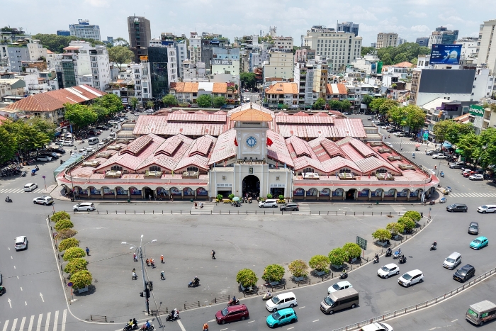 First day of 1-week golf vacation in Ho Chi Minh with easy city arrival