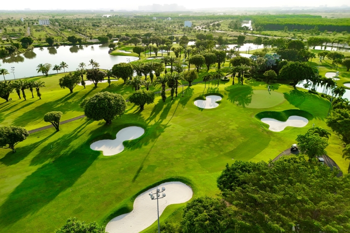 Long Thanh Golf & Country Club highlights in Ho Chi Minh Golf Package 1 Week