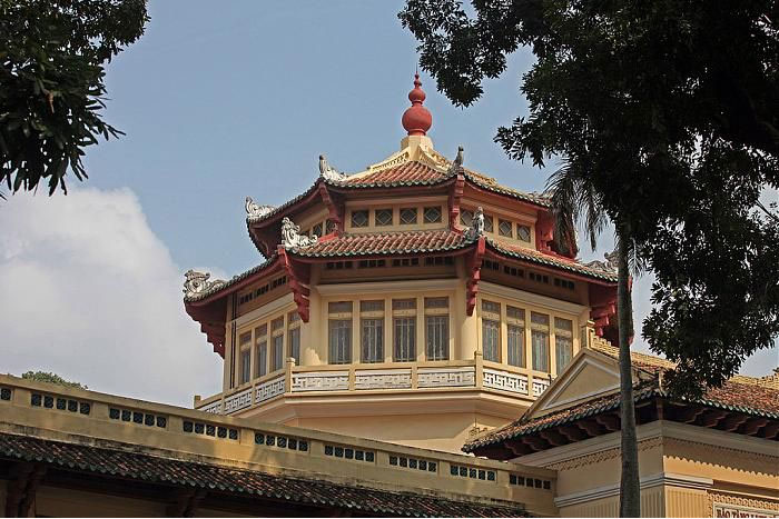 Asiatic roof design of the museum