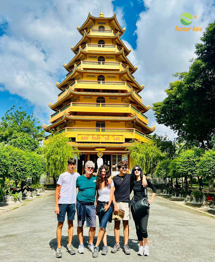 Pay a visit Giac Lam pagoda in Saigon in 3 days