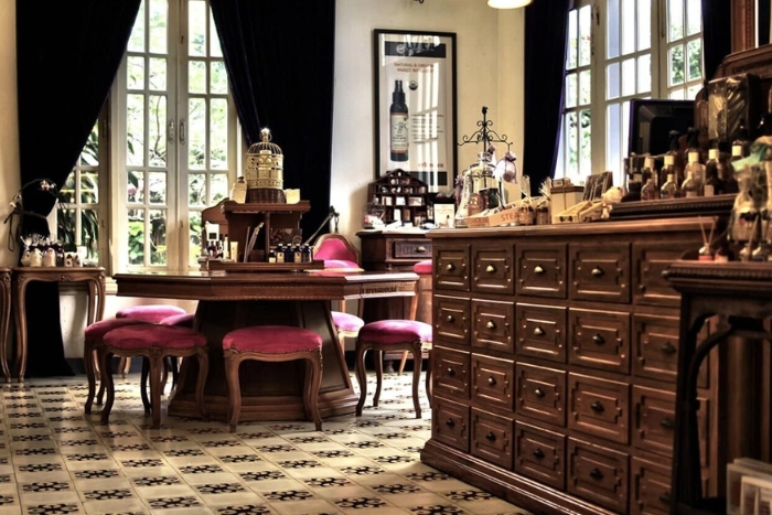 The luxurious French space of Spa L'Apothiquaire