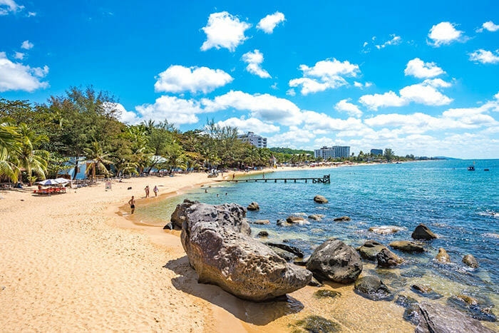 Bai Truong in Phu Quoc, between peaceful waves and bright sunshine