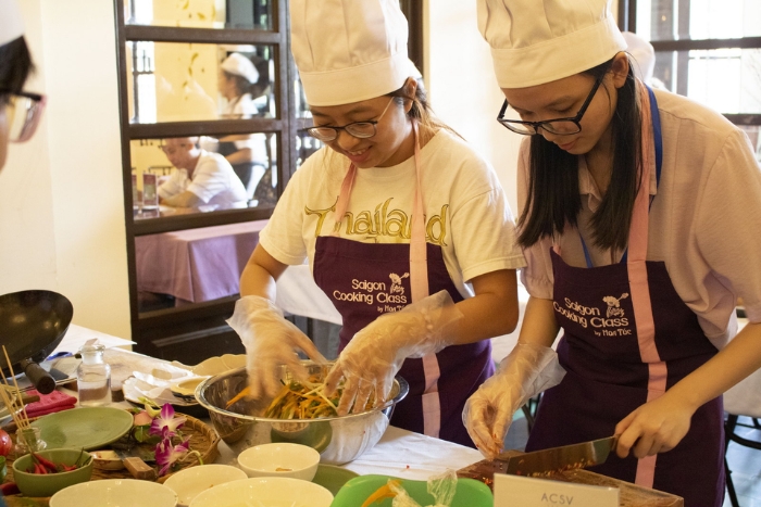 What to do in Ho Chi Minh CIty ? Book a Saigon cooking class tour