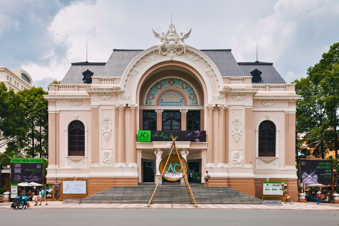 Ho Chi Minh City Opera House, one of the must-visit places in Saigon