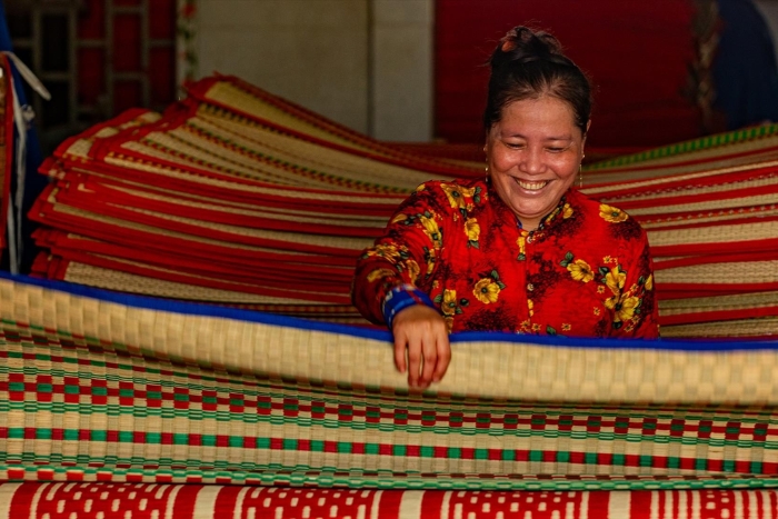 Dinh Yen Mat-Weaving Village &ndash; Preserving the Soul of a Centuries-Old Craft in the Mekong Delta