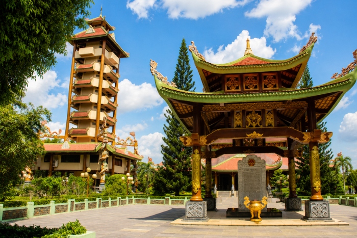 Paying tribute at the Ben Duoc Memorial Temple