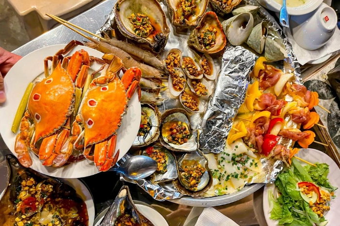 Seafood dinner in Cu Lao Cham