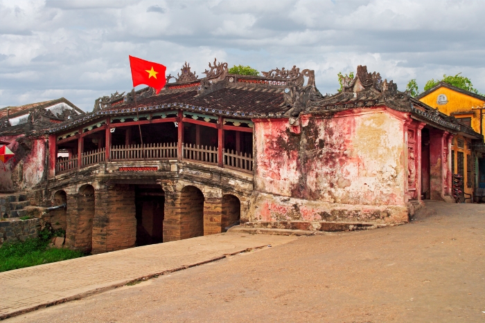 Japanese Covered Bridge - Hoi An must-see attraction