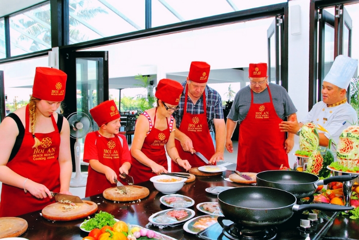 Learning to cook Vietnamese dishes in Hoi An