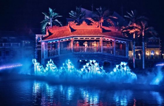 What To Do In Hoi An ? Spend An Evening At Hoi An Memories Show