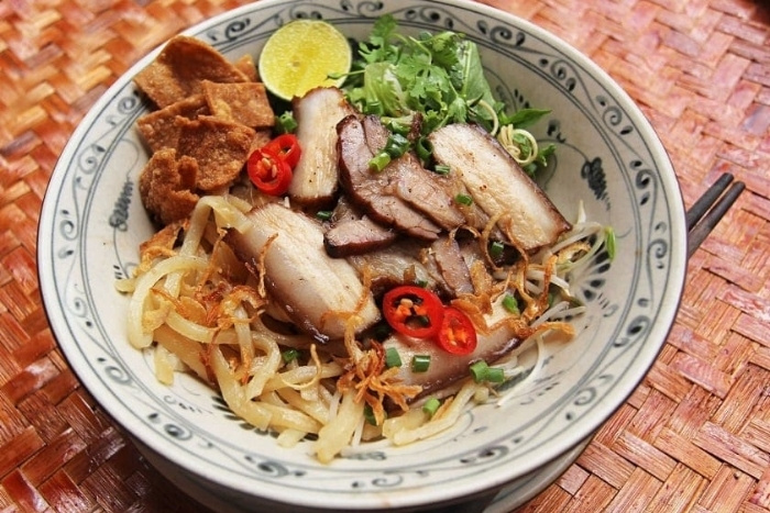 Cao Lau